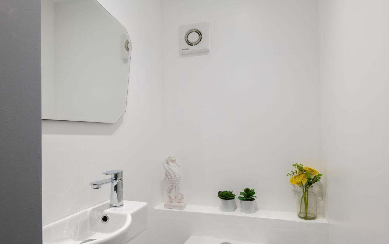Spacious And Modern 4 Bed Apartment Next To Borough Station لندن المظهر الخارجي الصورة